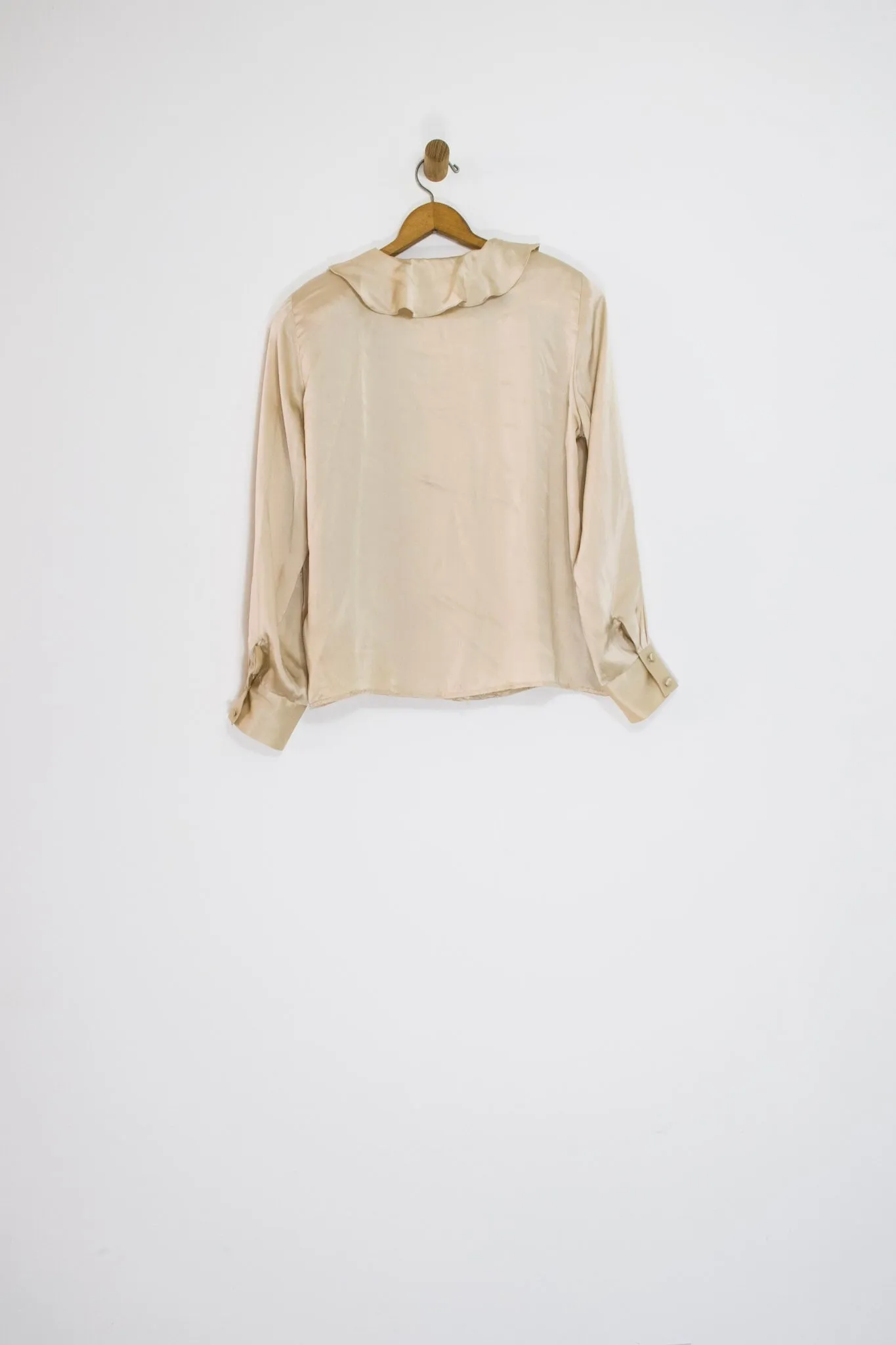 80’s CHAMPAGNE SILK RUFFLE BLOUSE / MEDIUM