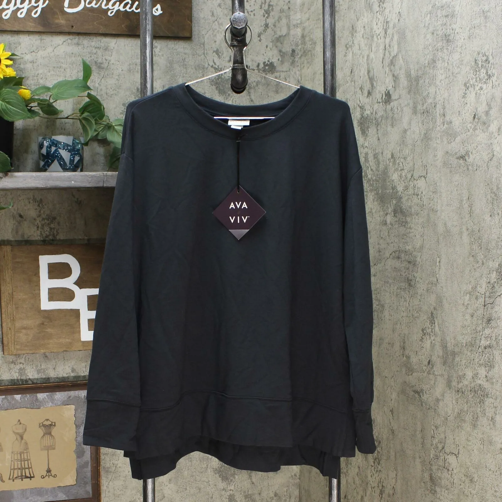 Ava & Viv Women's Plus Size Lightweight Long Sleeve Crewneck Sweatshirt