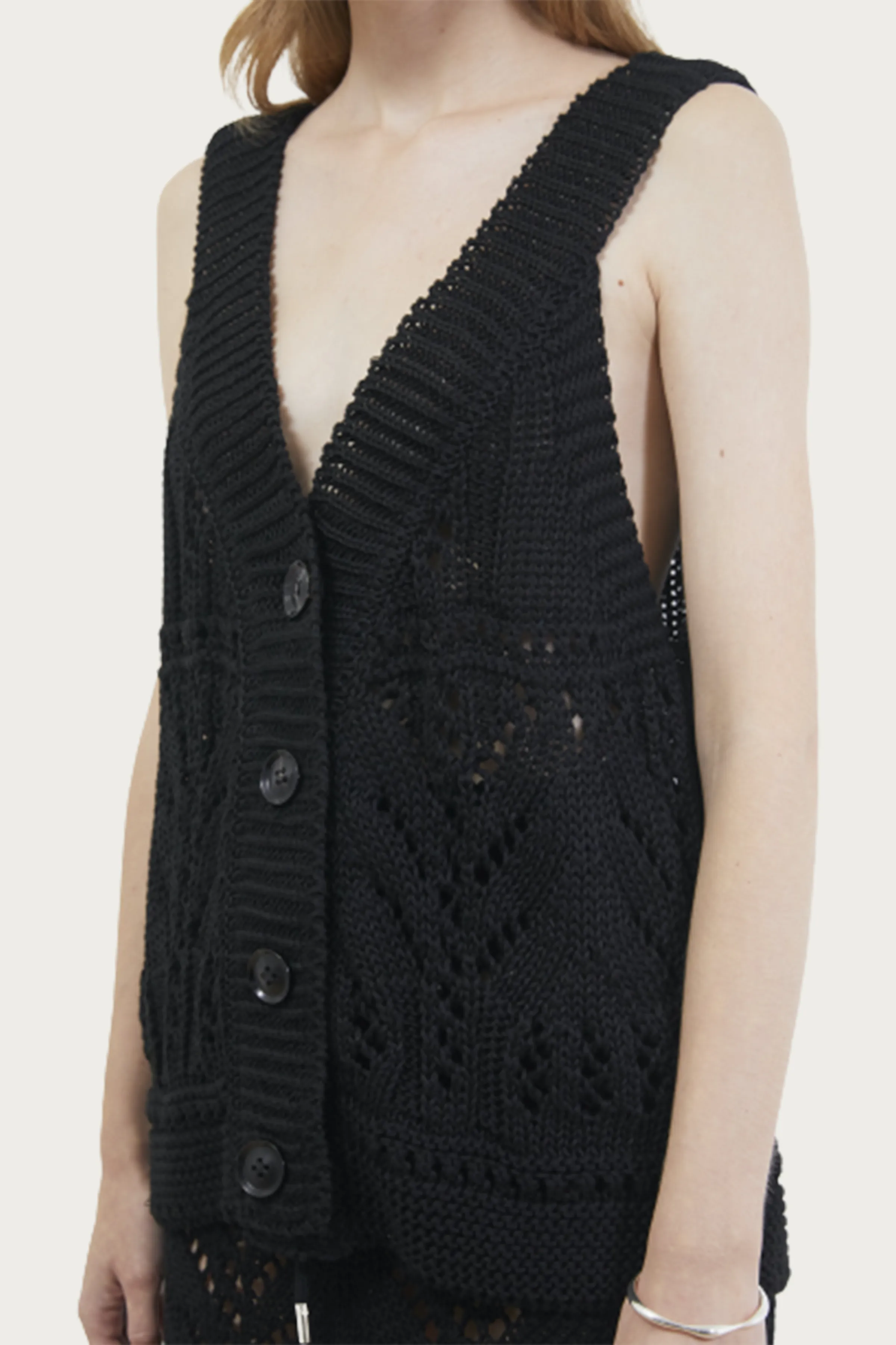 BUTTONED CROCHET KNIT VEST