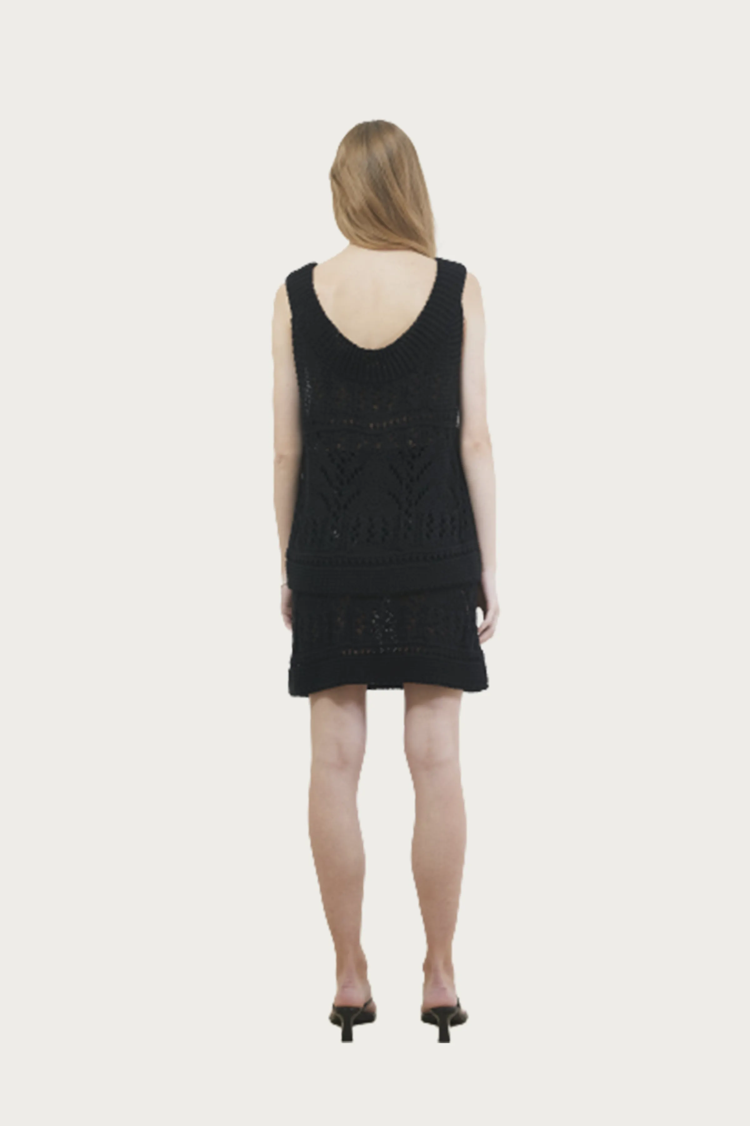 BUTTONED CROCHET KNIT VEST
