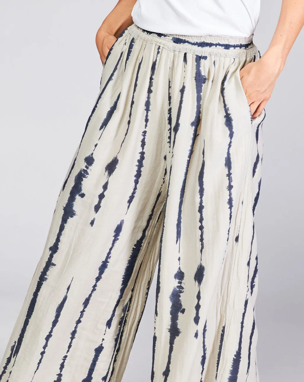 Cotton Silk Blend Drip Striped Elasitc Waist Palazzo Pant