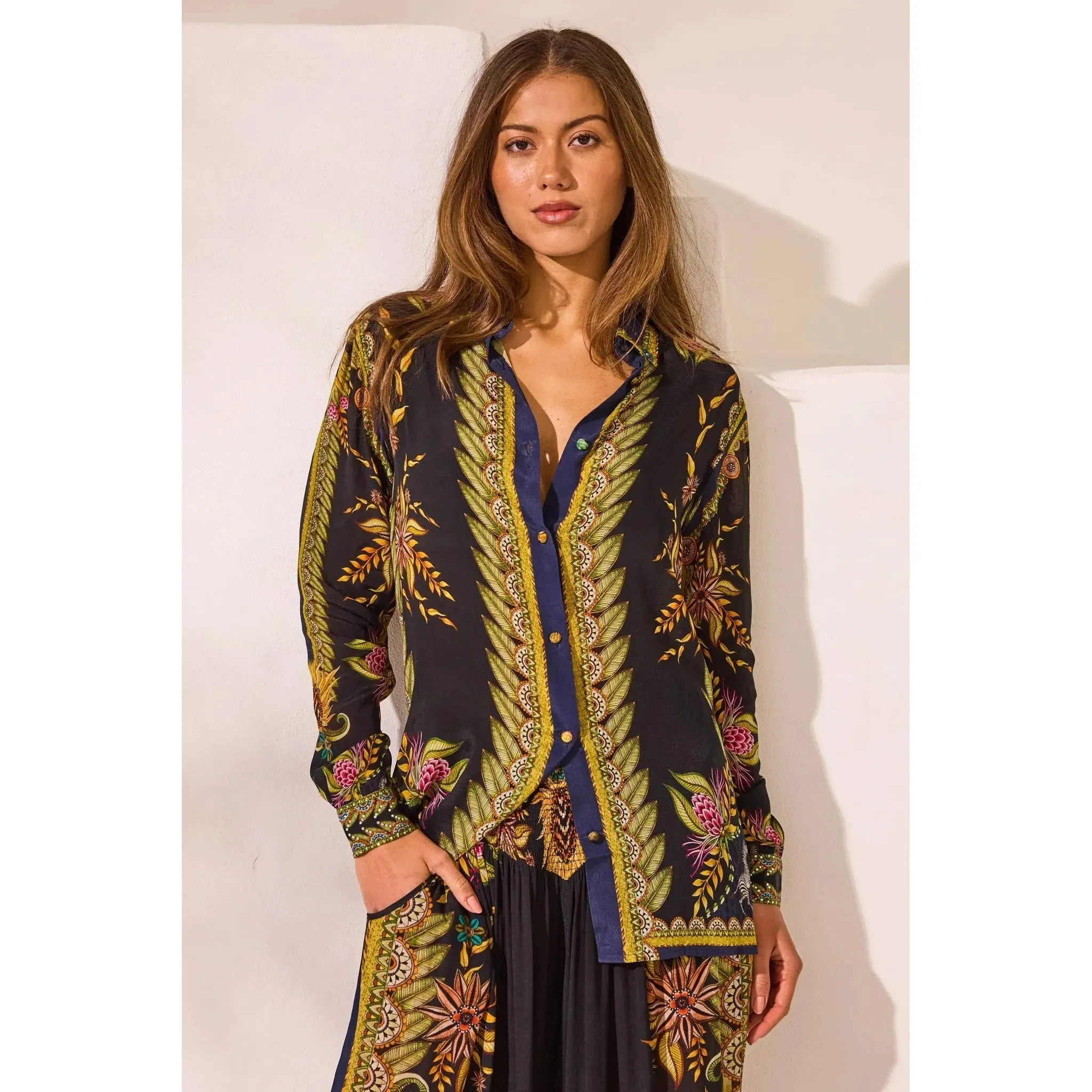 CZARINA | QUEEN OF SAVANNAH SHIRT
