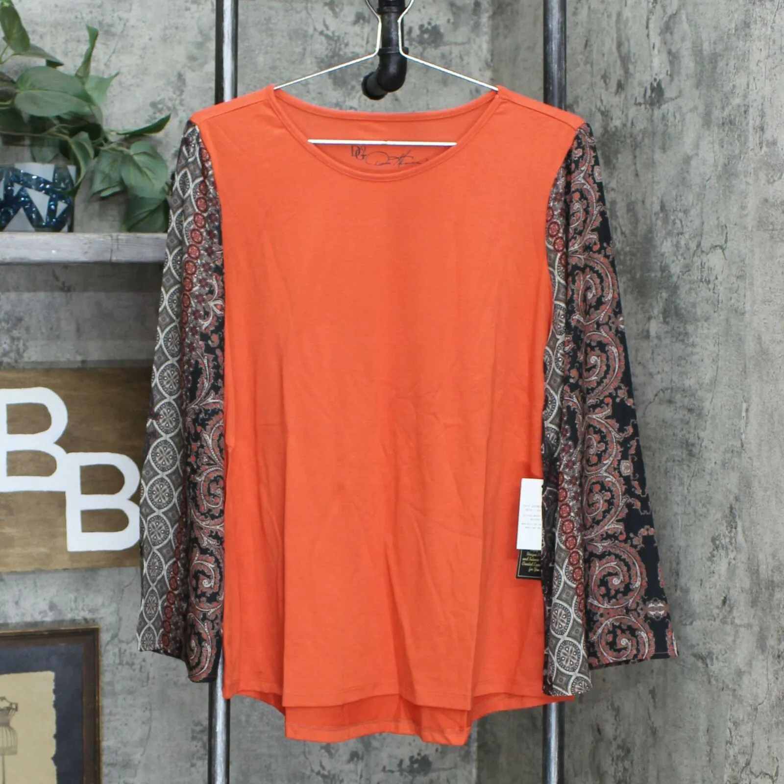 DG2 by Diane Gilman Women's Mixed Media Printed Sleeve Solid Top