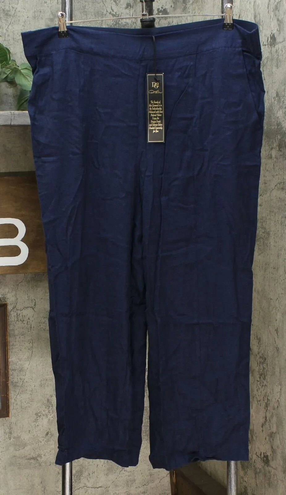 DG2 by Diane Gilman Women's Plus Size Stretch Linen Blend Crop Pants