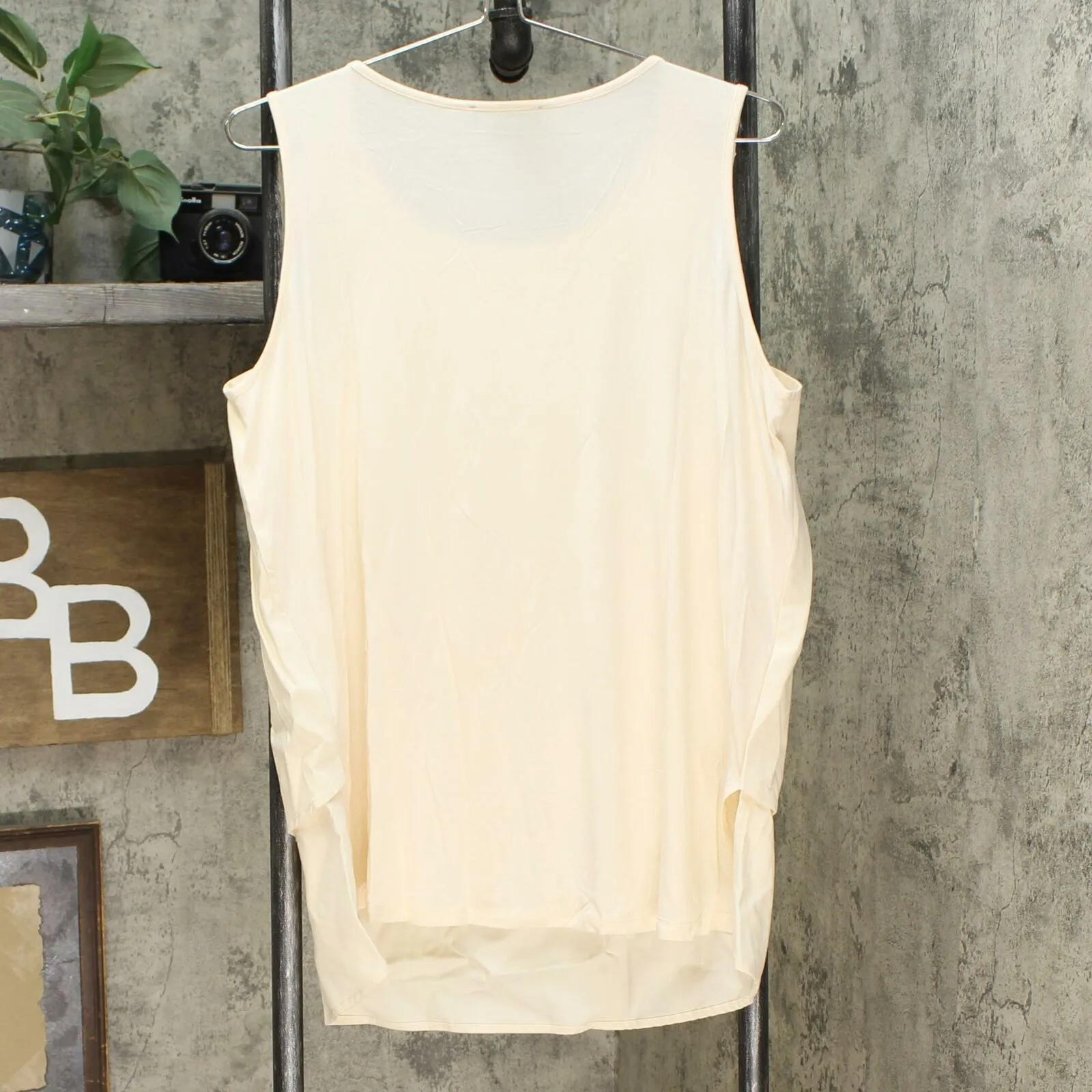 DG2 by Diane Gilman Women's Softcell Denim Easy Tank Top Large Cream