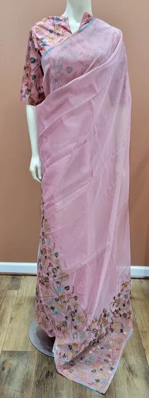 Kora Embroidered Saree w/ Printed Blouse in Pink