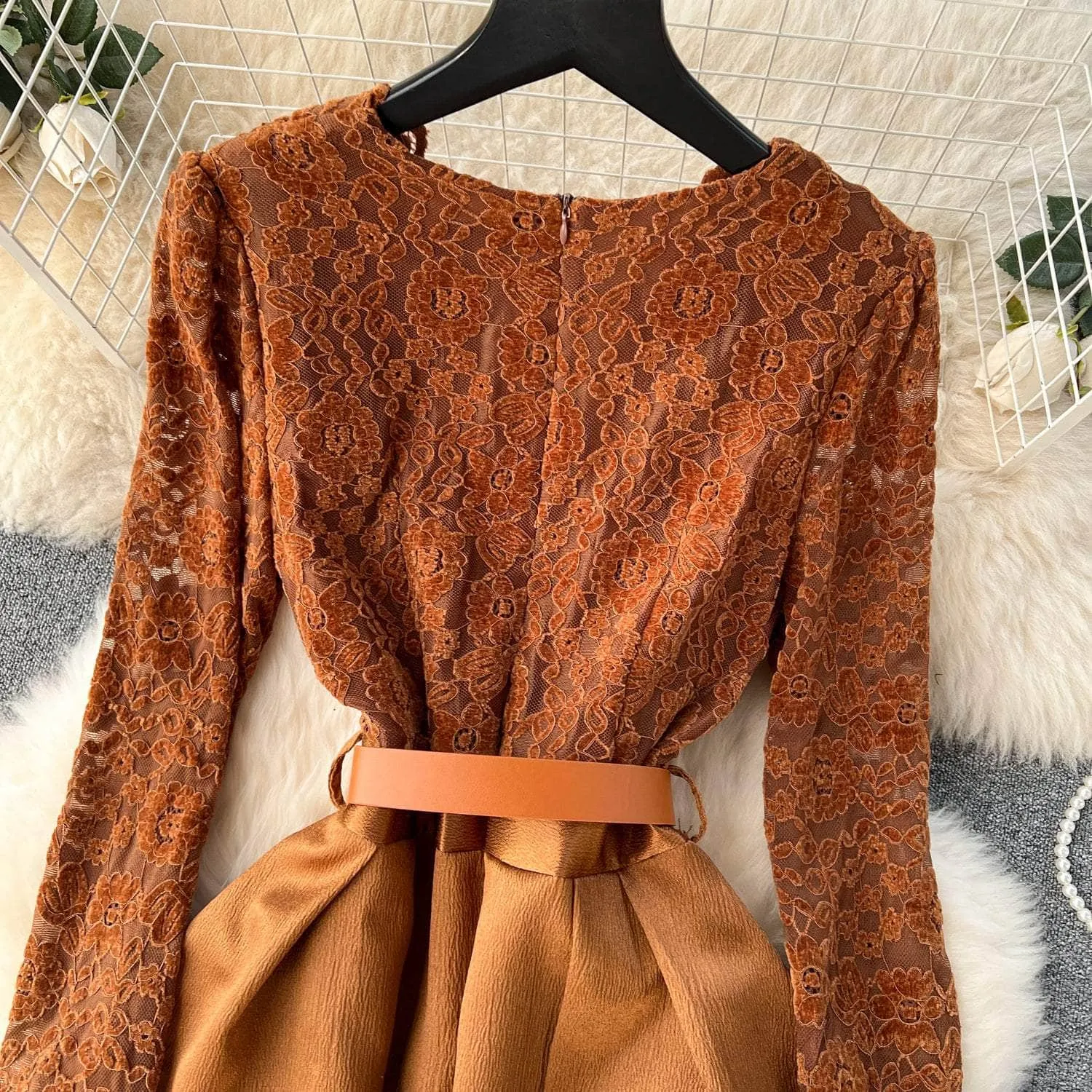 Long Sleeves Lace Maxi Pleated Dress