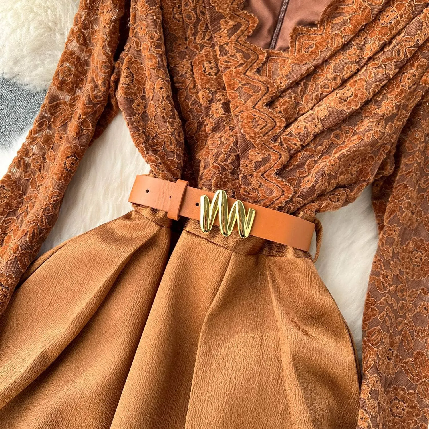 Long Sleeves Lace Maxi Pleated Dress