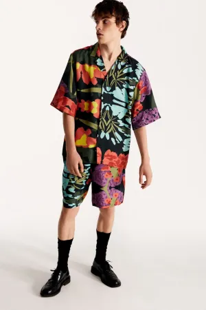 Men short-sleeved shirt in floral black
