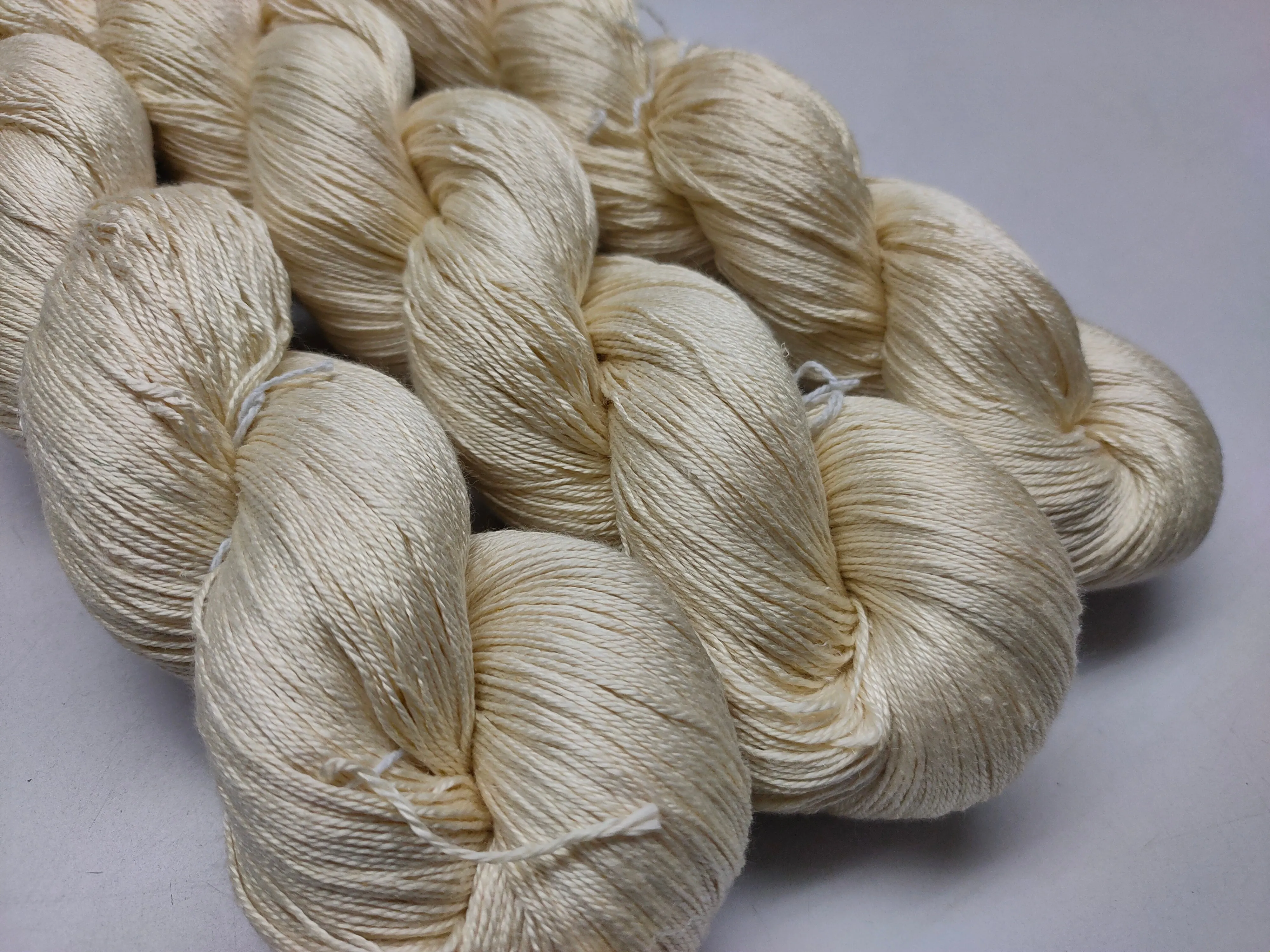 Mulberry Silk Yarn 600M in 100Gram Undyed