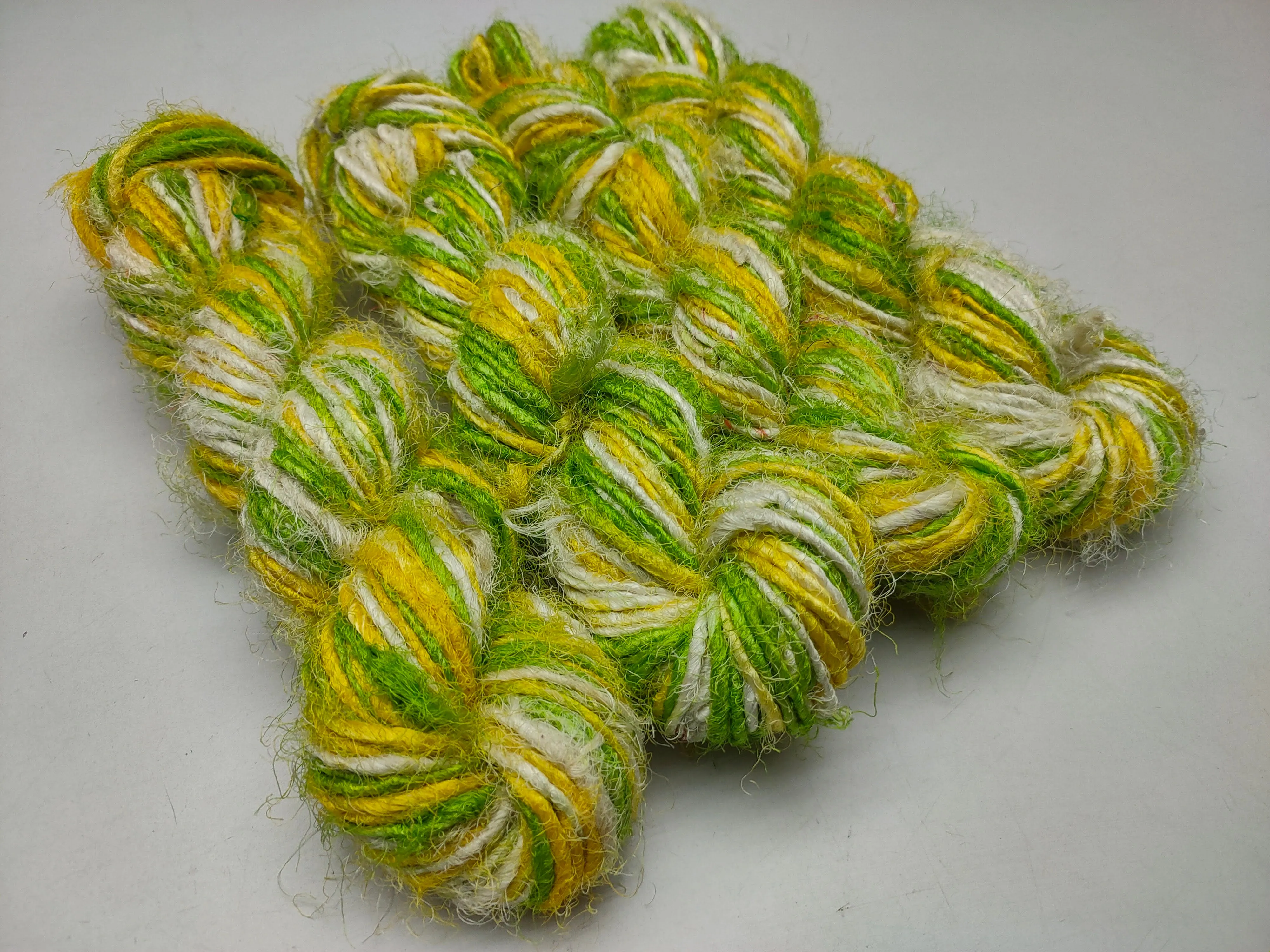 Recycled Sari Silk Yarn Corn Leaf