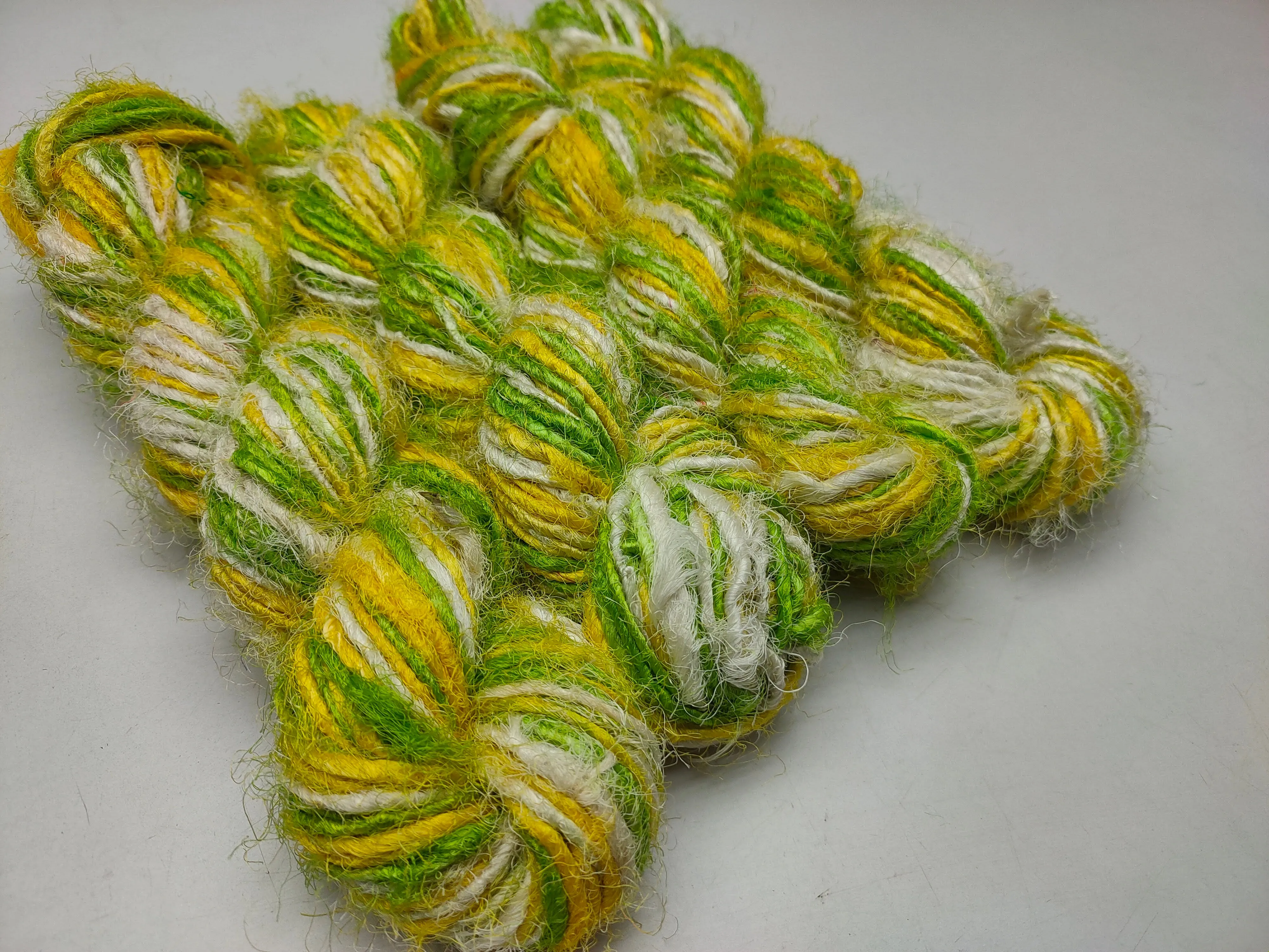 Recycled Sari Silk Yarn Corn Leaf