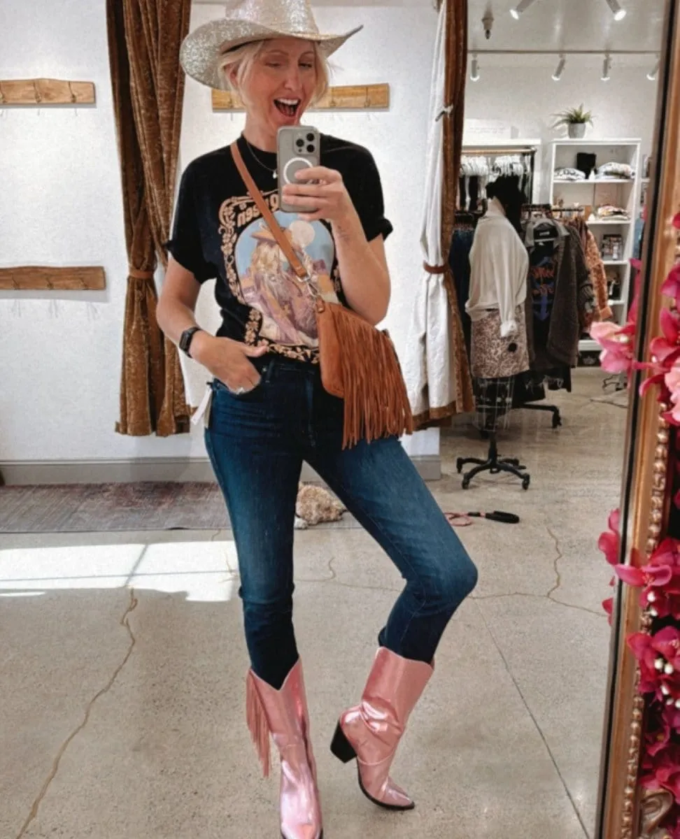 Rodeo Queen Lainey Wilson Black Tee