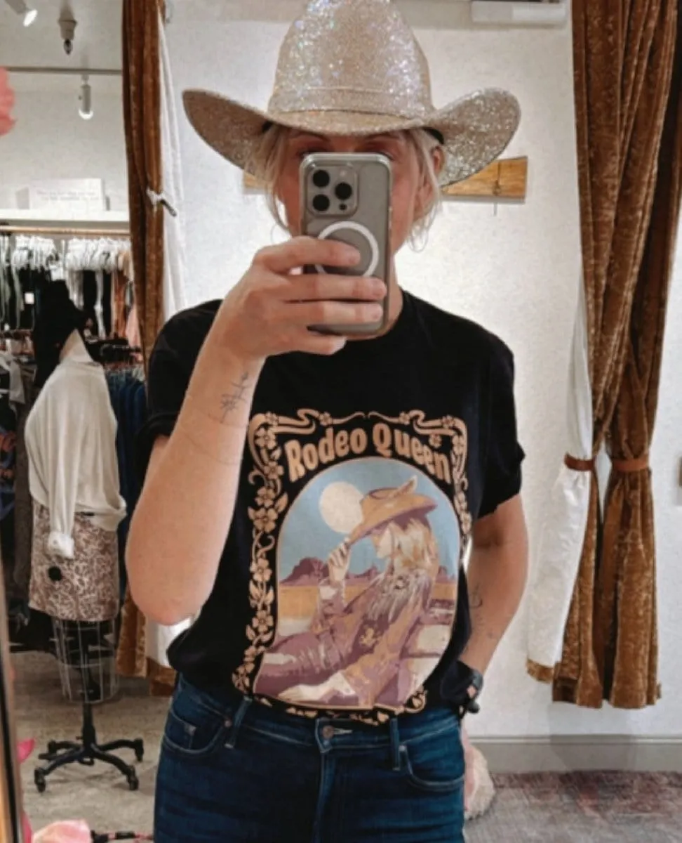 Rodeo Queen Lainey Wilson Black Tee