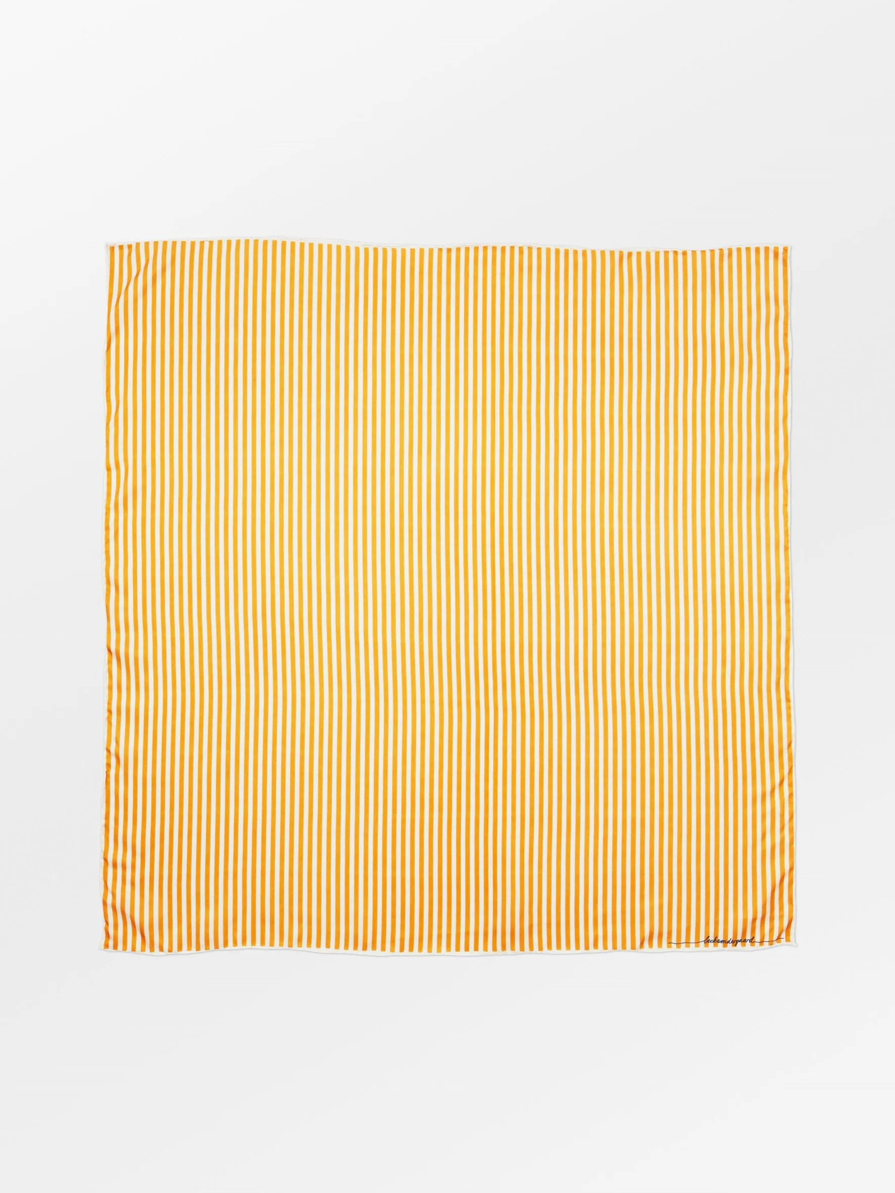 Sarum Sia Scarf