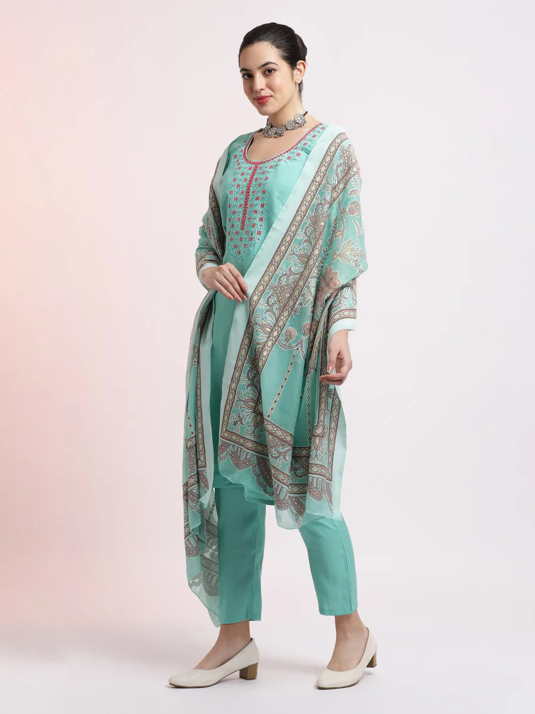 Sea Green Embroidered Silk Blend Kurta Set With Dupatta