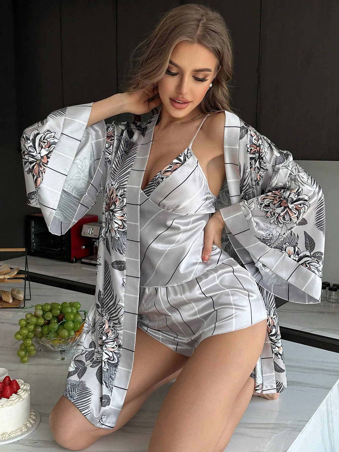 Striped Silk Imitation Floral Printed Women's 3-Piece Pajama Set