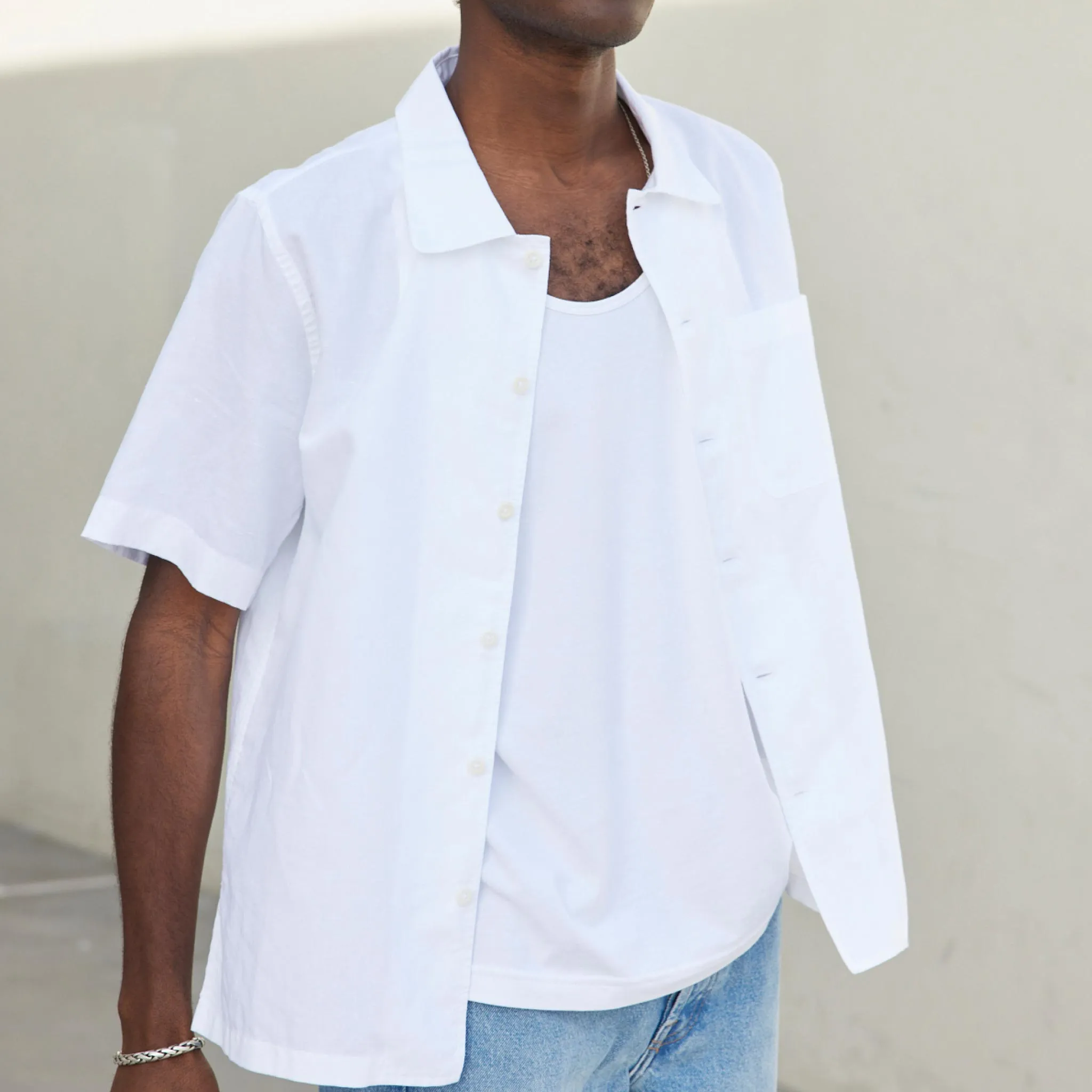 The Summerday in Linen