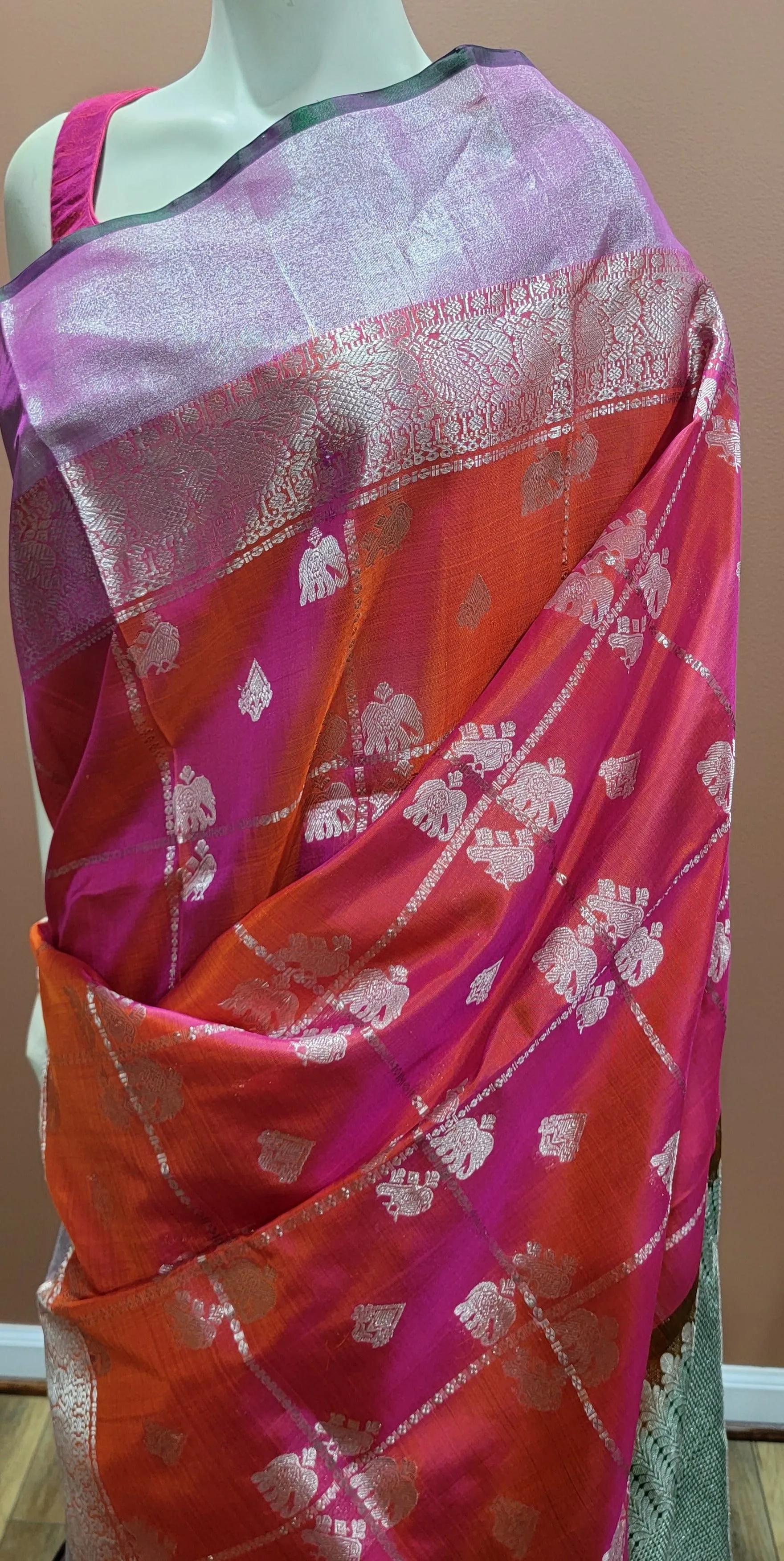 Venkatagiri Silk Saree w/ Blouse in Pink and Green