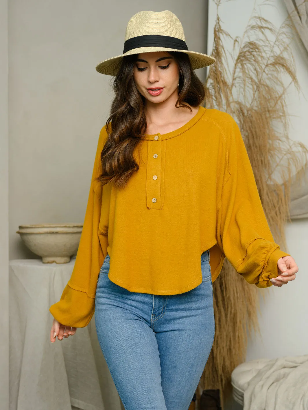 WOMEN'S LONG SLEEVE KNIT TOP